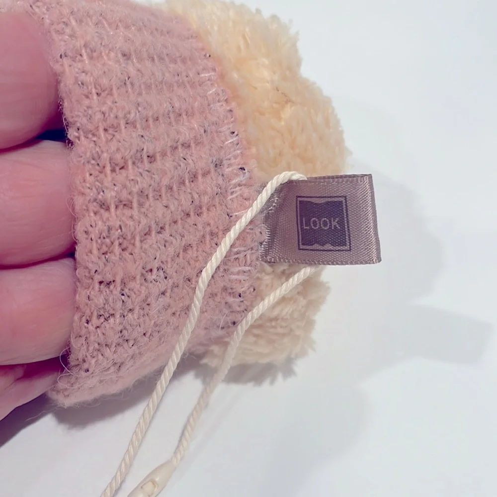 Look by M fuzzy mittens in Blush. OS. NWT